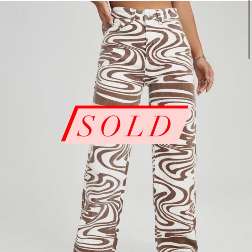 ✨EUC ✨ high waisted jeans